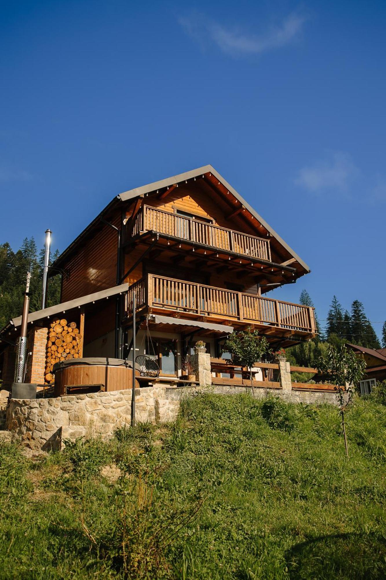 Бриндуш Villa Tatariv Bagian luar foto