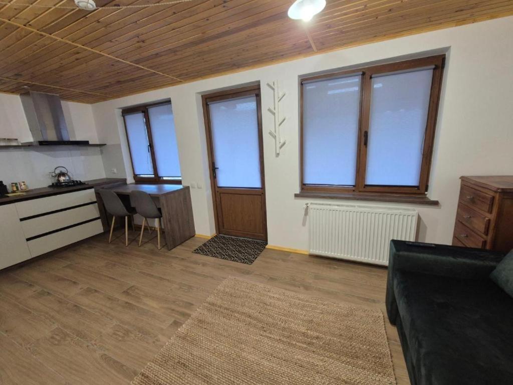 Бриндуш Villa Tatariv Bagian luar foto